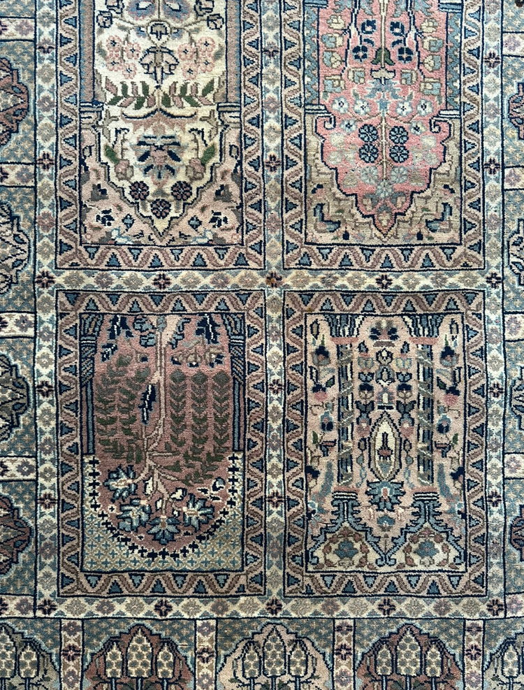 Cream Wool Tribal Kilim Rug